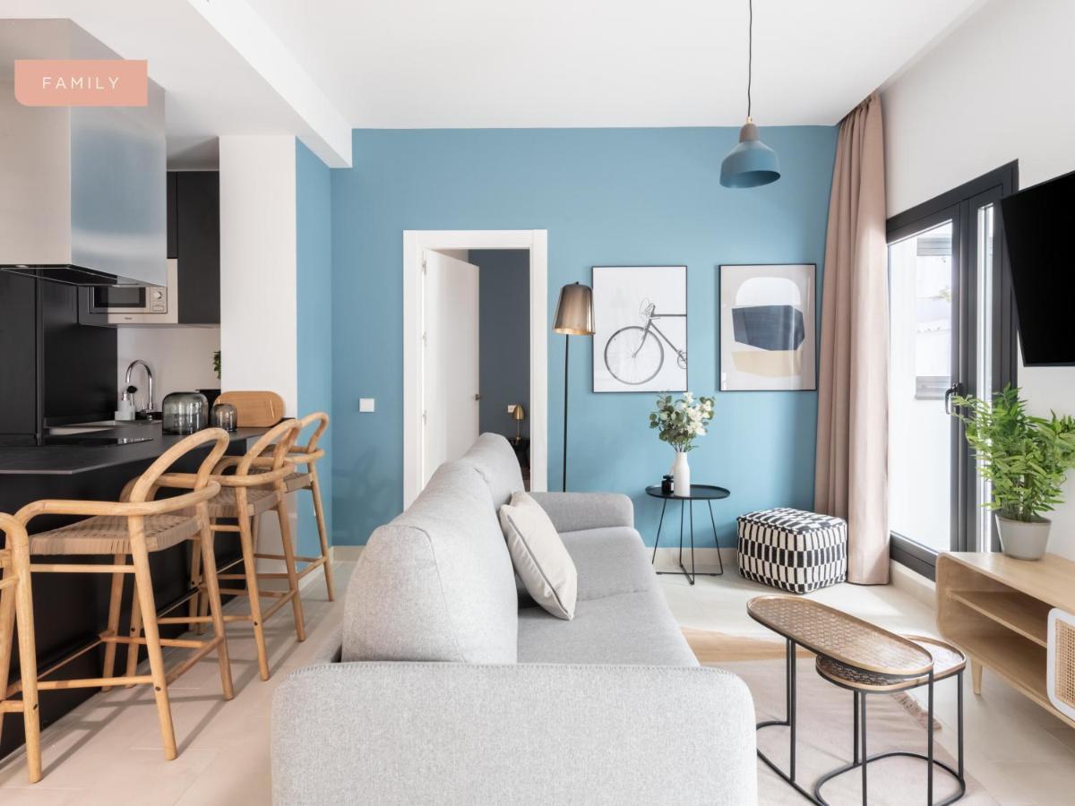 Limehome Sevilla Calle Torcuato Luca De Tena - Digital Access ภายนอก รูปภาพ